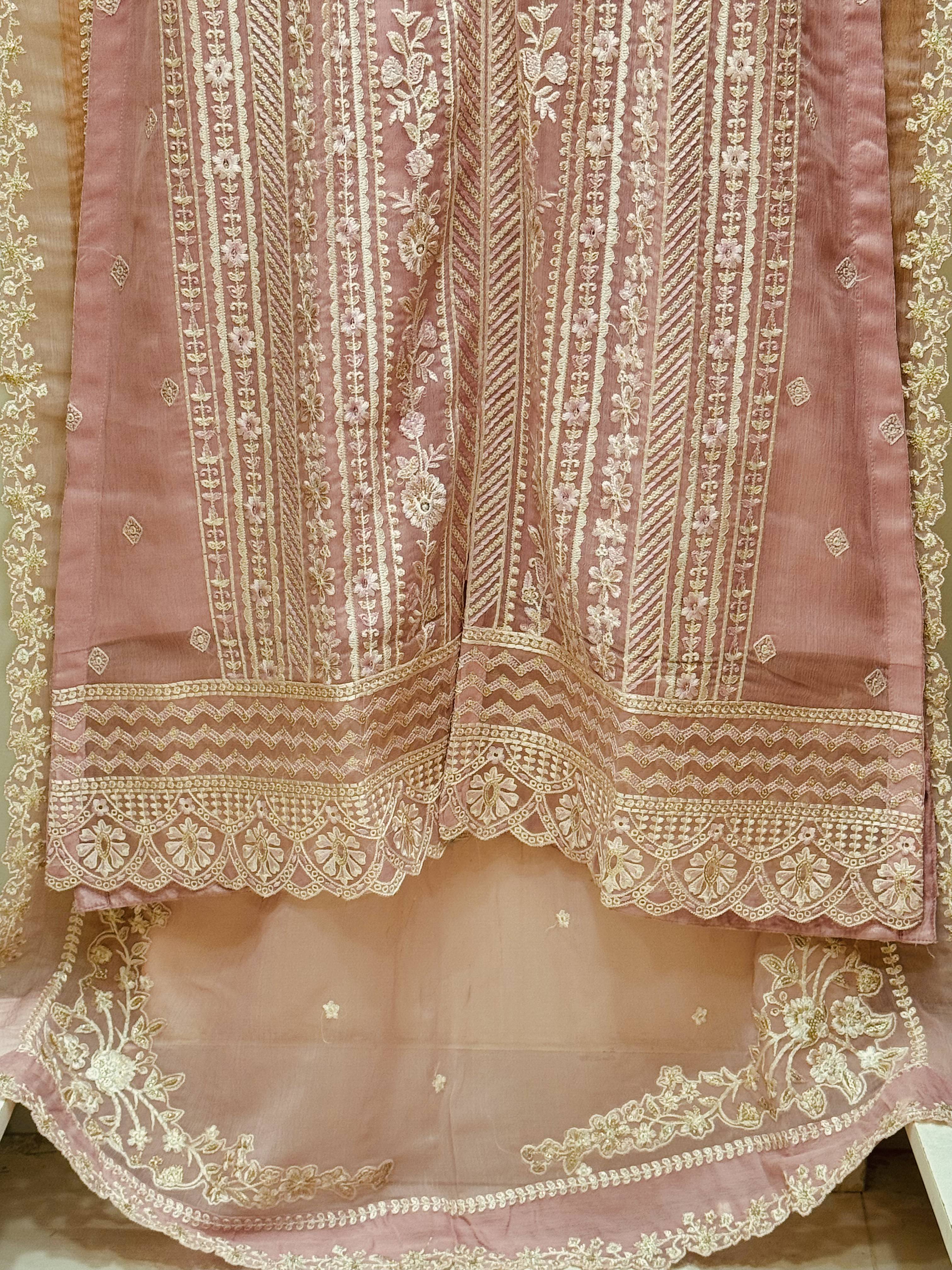 Dhagha Kari – Luxury Embroided & Handcrafted 3-Piece Suit
