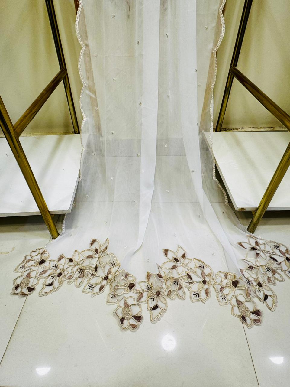 Dhagha Kari – 3Pcs Embroidered Suit | Luxury Threadwork Collection