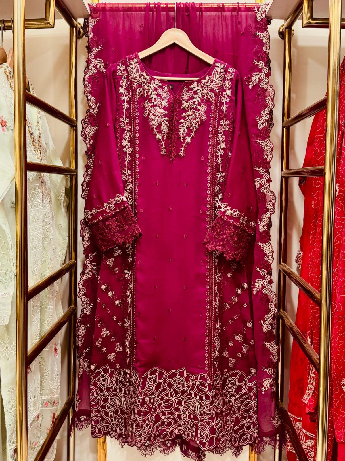 3PCS Embroidered Chiffon Suit