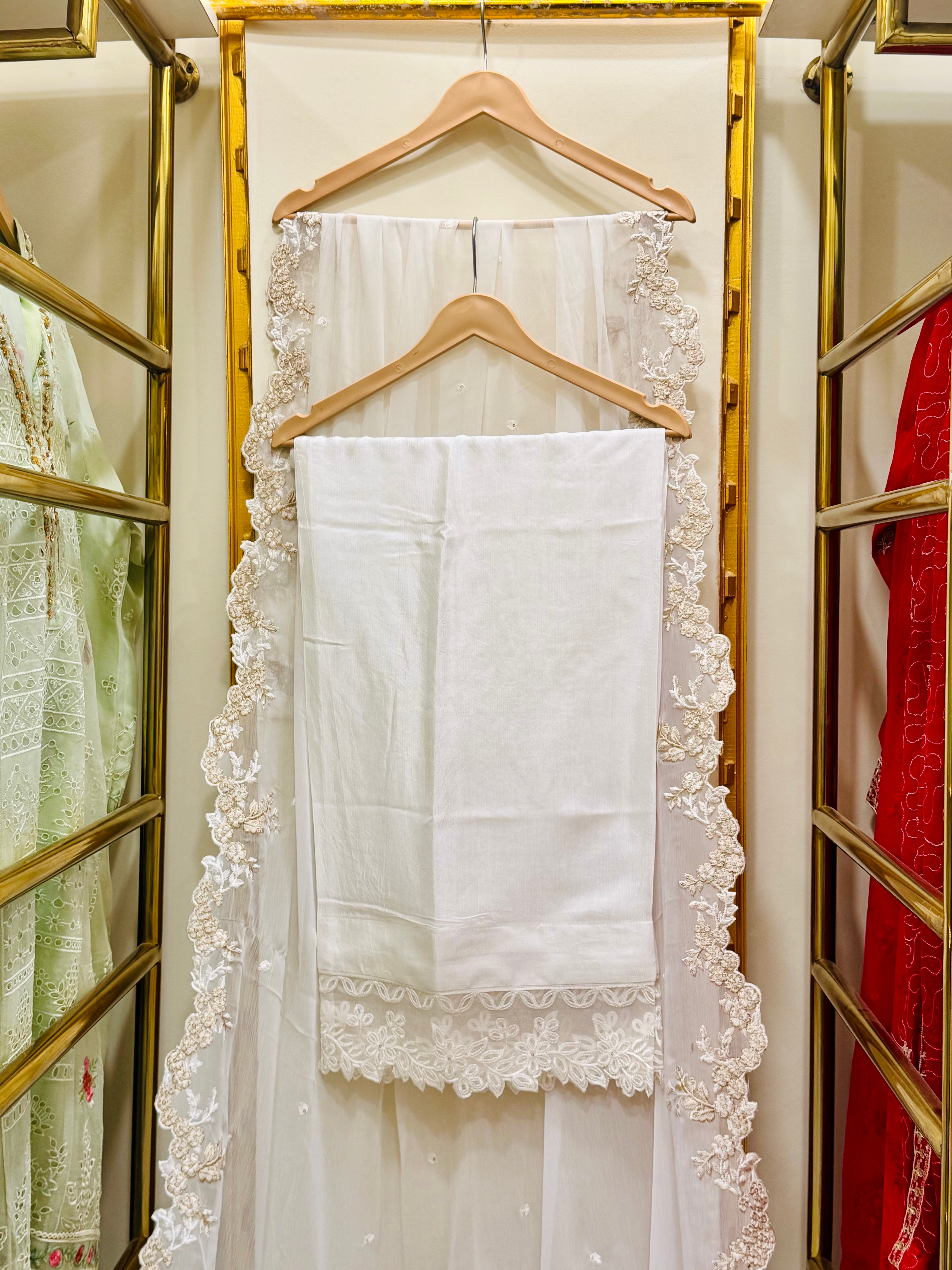 3PCS Embroidered Chiffon Suit